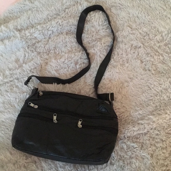Black Shoulder Bag - Picture 1 of 1
